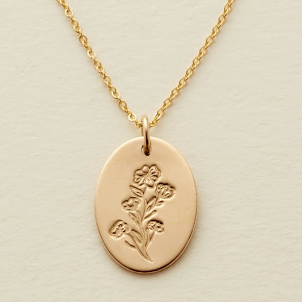 Minimalist Boho Floral Family Oval Gift Necklace - Picture 11 of 16